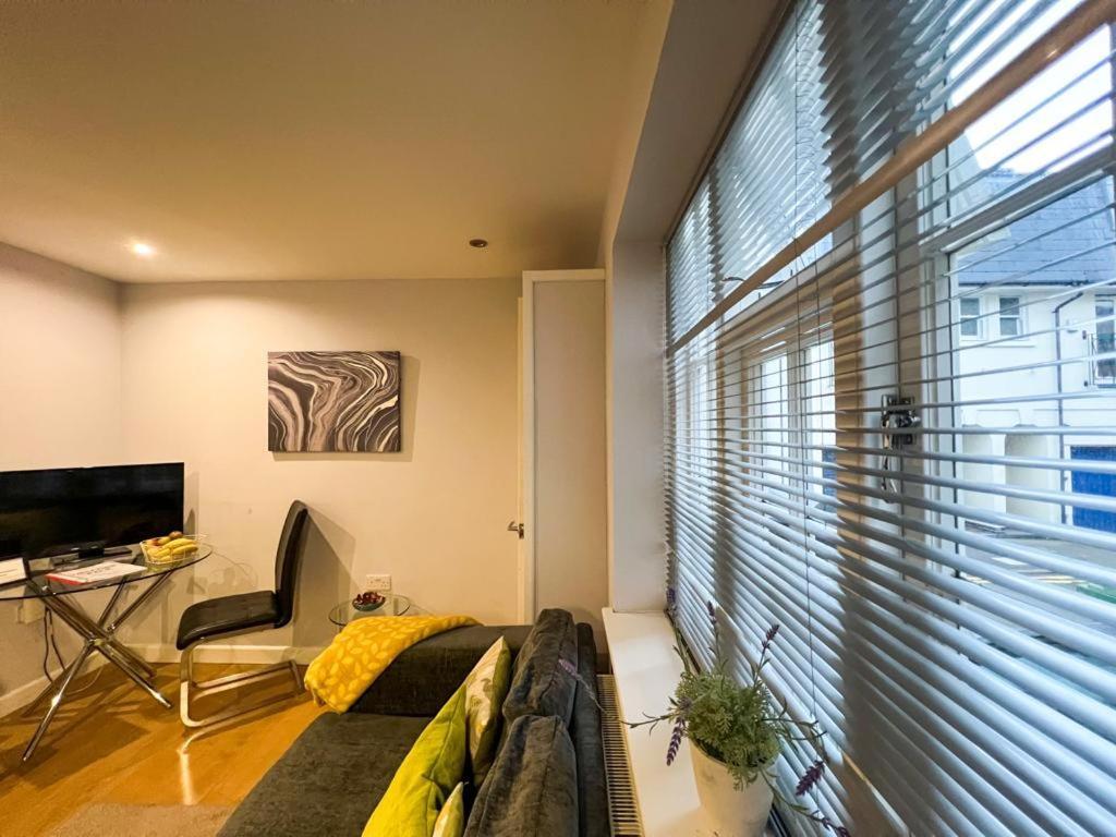 Suitely - Berkeley Apartments Cheltenham Exterior photo